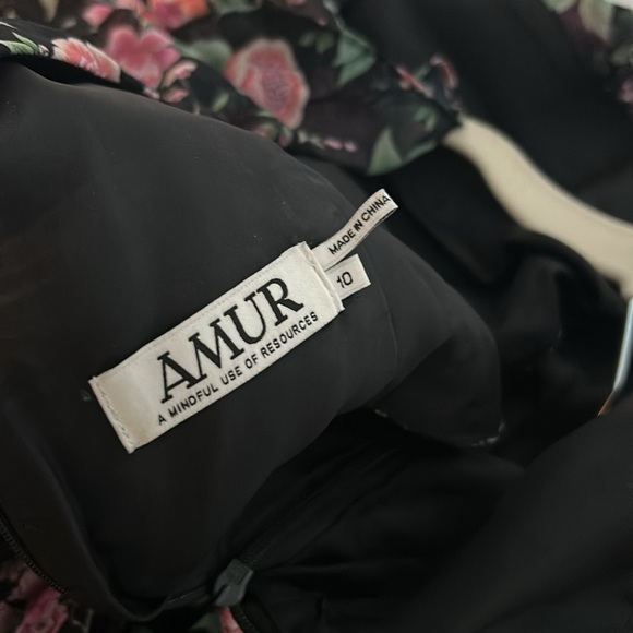 AMUR gorgeous pleated floral romper with cutout detail - Picture 6 of 6